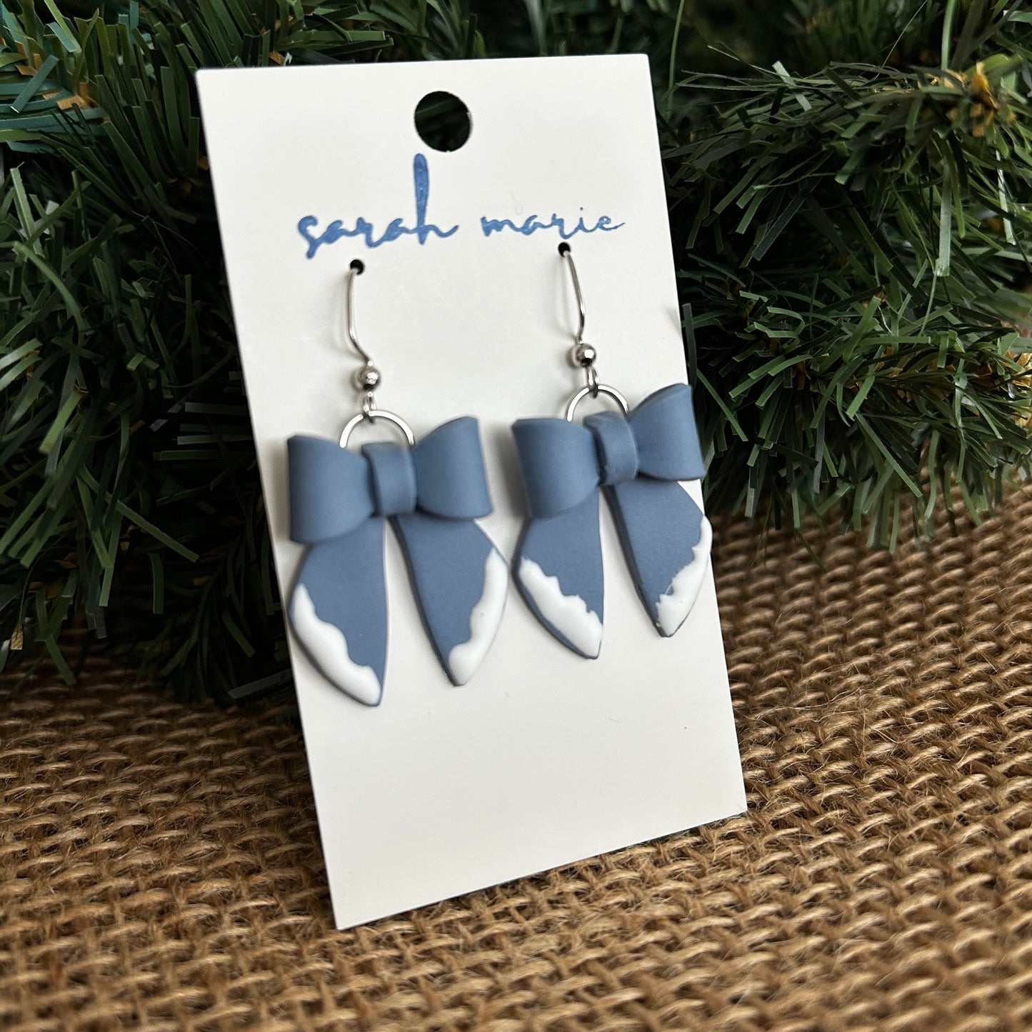 Christmas 2025 - Blue snowy bow