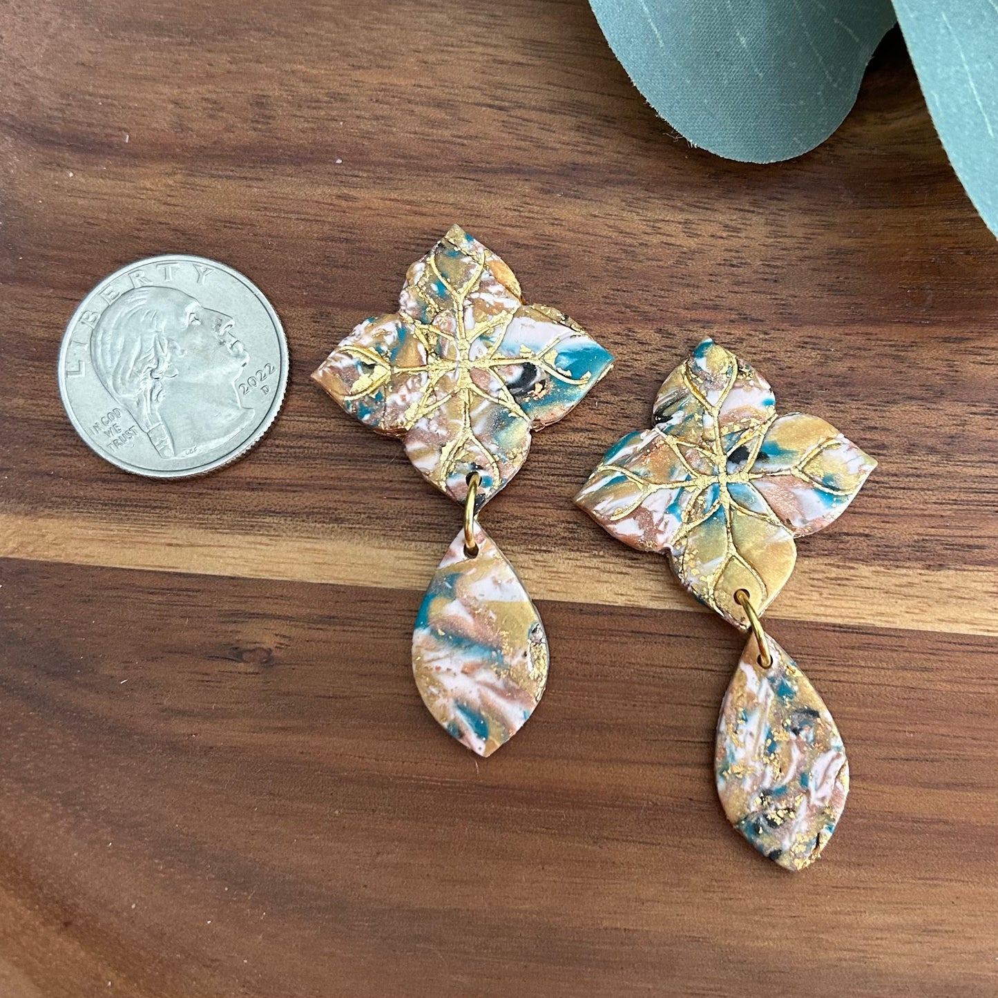 Guadalupe Collection 2025 - marbled post