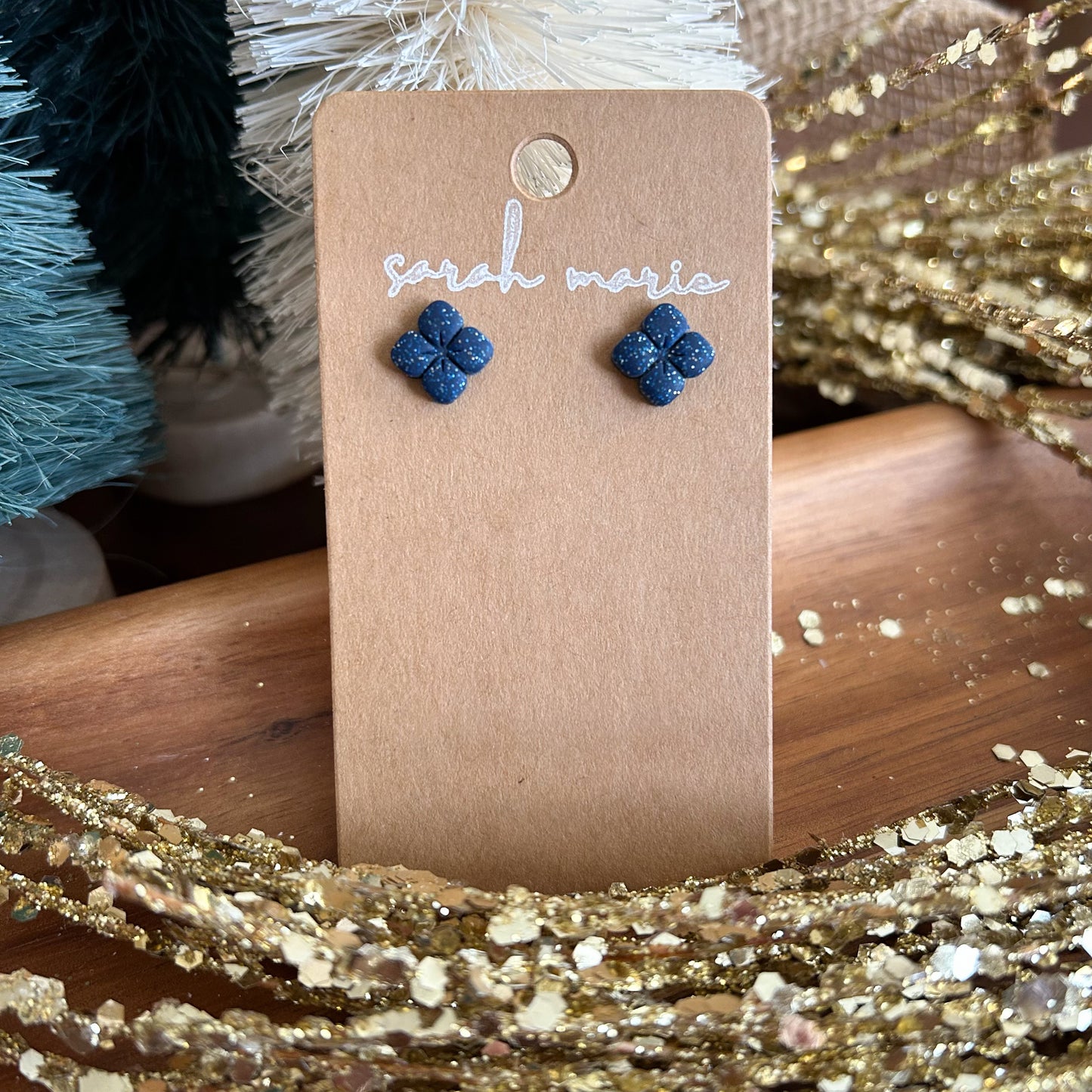 Christmas 2024 - navy sparkle stud