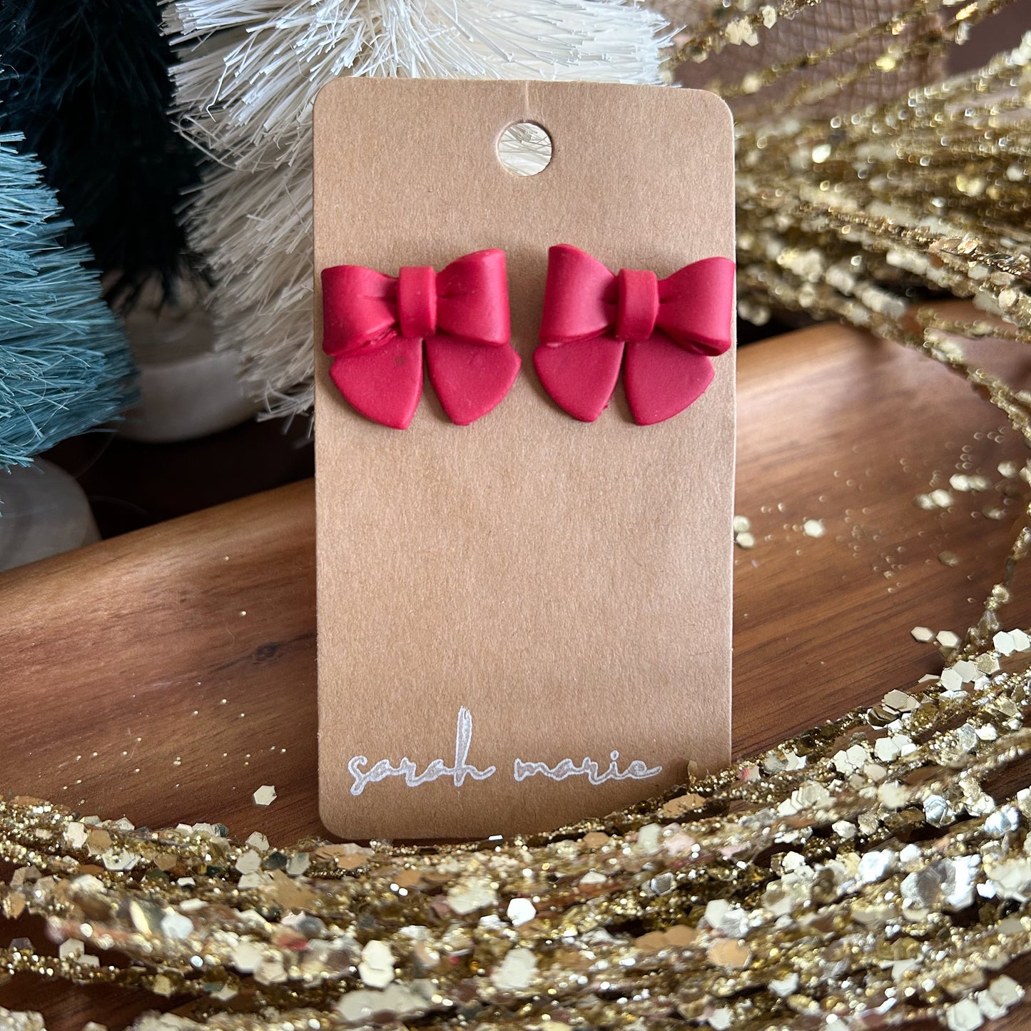 Christmas 2024 - red bow stud