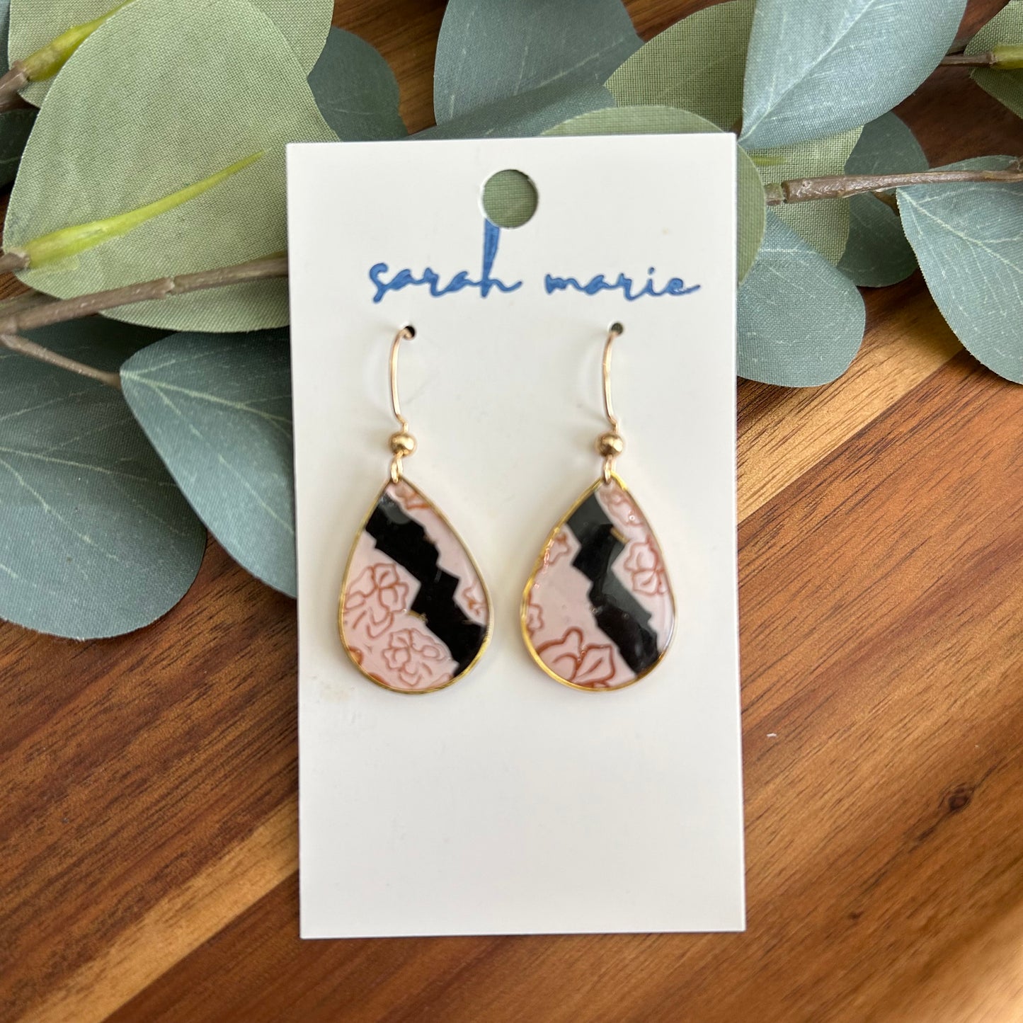 Guadalupe Collection 2025 - teardrop 3