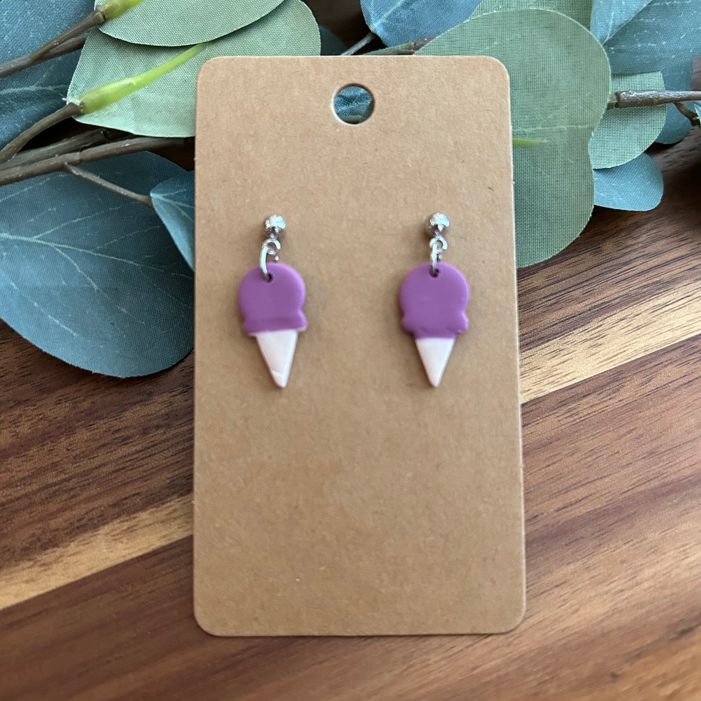 Sweet pea’s ice cream cones - raspberry