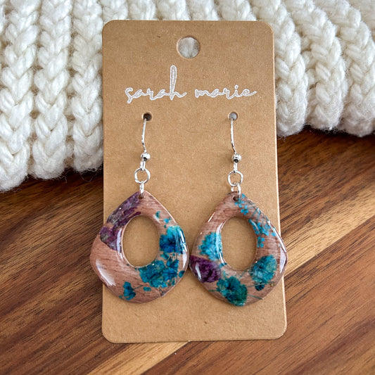 Pressed flower and clay earrings - 3