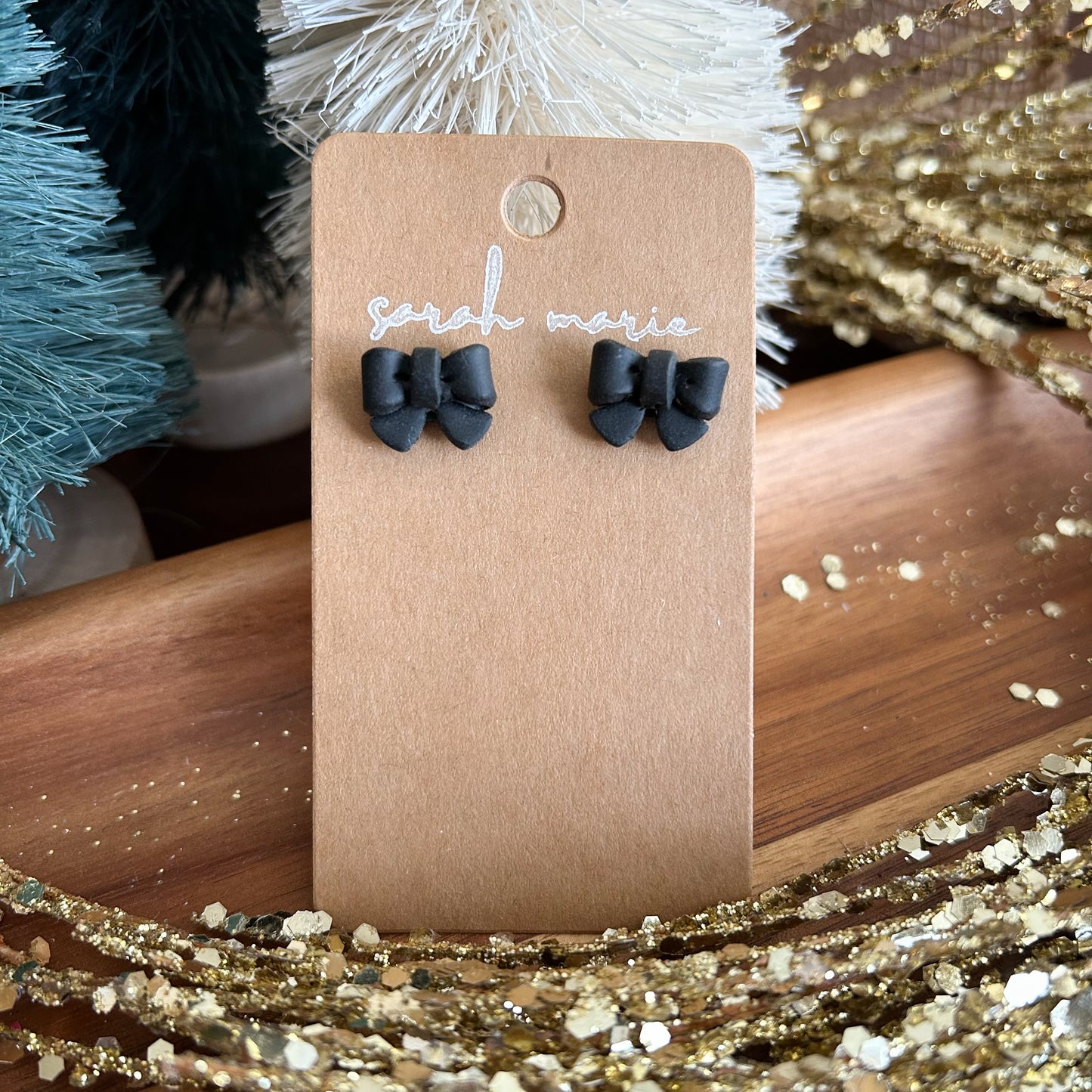 Christmas 2024 - small black bow stud