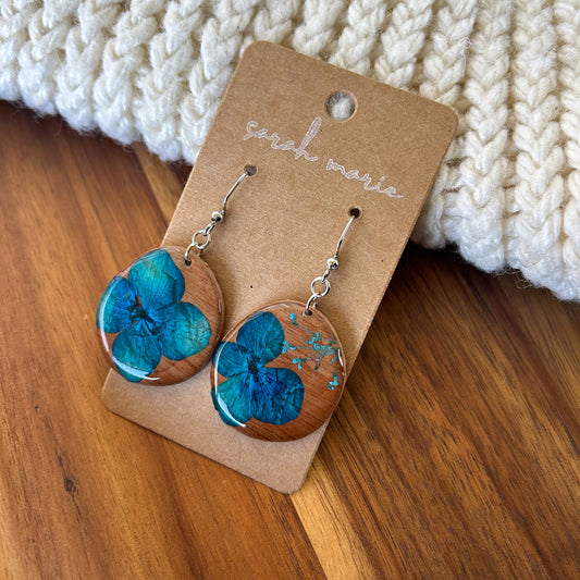 Pressed flower and clay earrings - 2