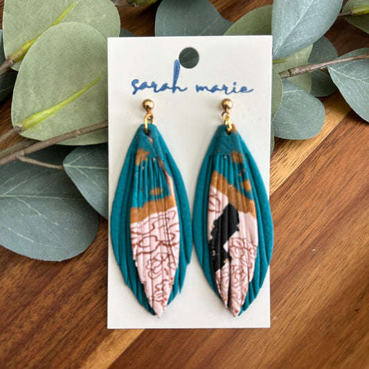 Guadalupe Collection 2025 - feather 2
