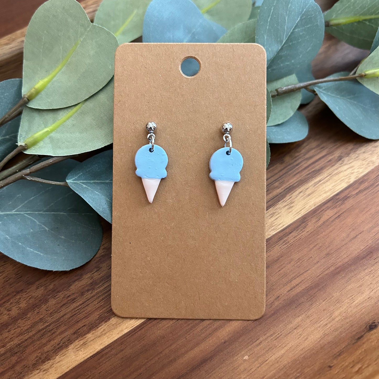 Sweet pea’s ice cream cones - blue