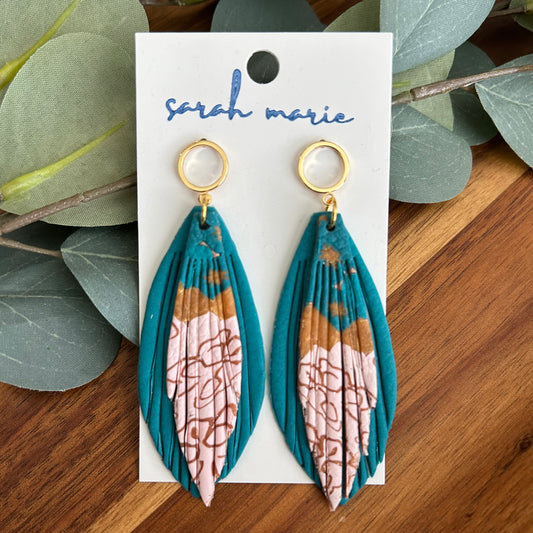 Guadalupe Collection 2025 - feather 1