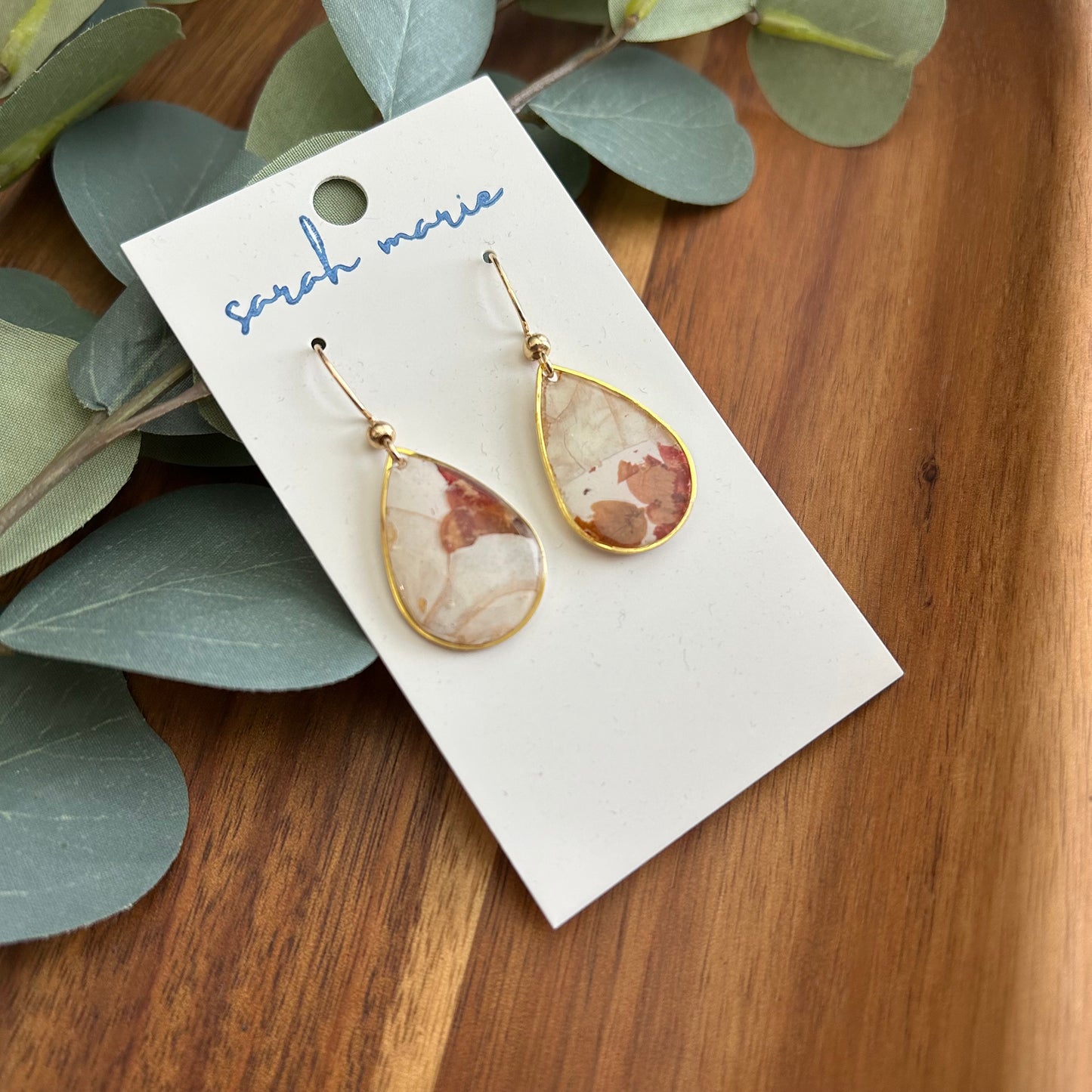 Pressed flower earrings - teardrop 1